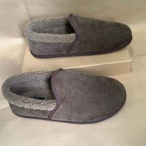 Woolrich Men's Brown Corduroy Slippers with Faux Fur Lining Men’s Size 10